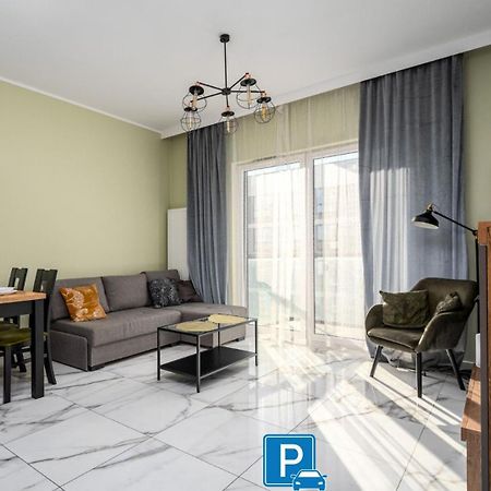 Prymasa Tysiaclecia 83A Separate Bedroom Free Garage By Perfect Apart 634 华沙 外观 照片