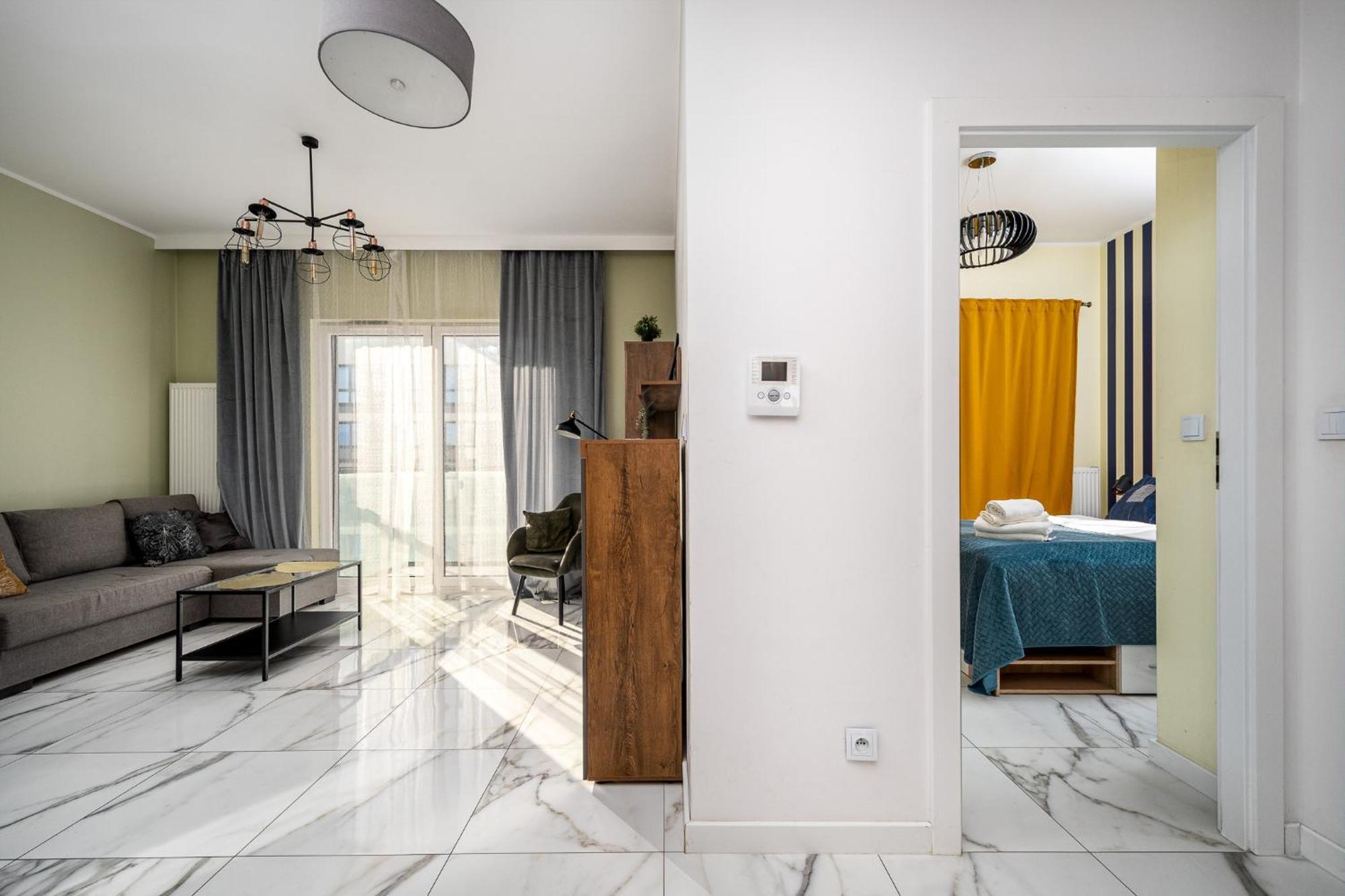 Prymasa Tysiaclecia 83A Separate Bedroom Free Garage By Perfect Apart 634 华沙 外观 照片